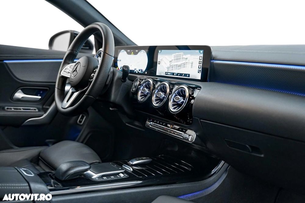 Mercedes-Benz CLA - 23