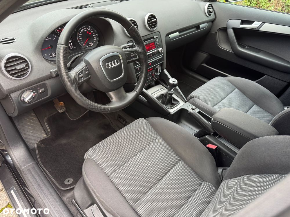 Audi A3 2.0 TDI DPF S line Sportpaket - 6