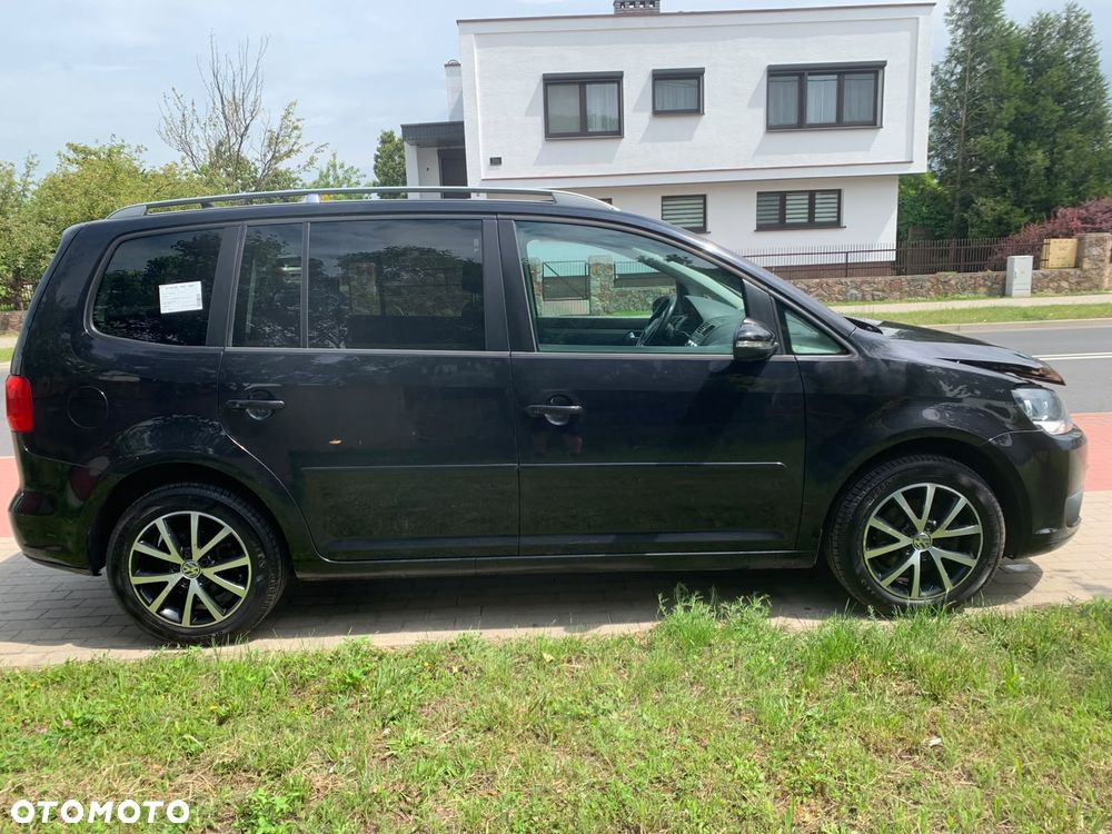 Volkswagen Touran 1.6 TDI DPF BlueMotion Technology Highline - 3