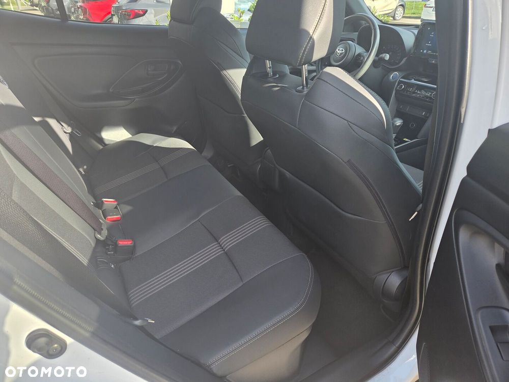 Toyota Yaris Cross Hybrid 1.5 Adventure - 21