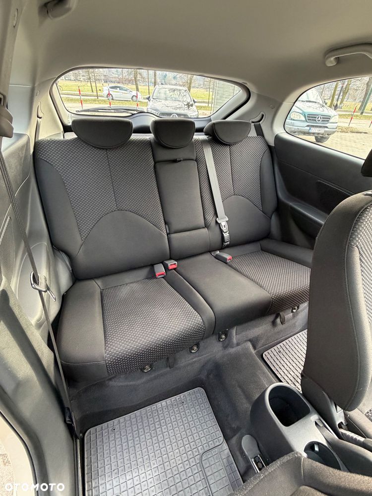 Hyundai Accent 1.6 Style A/C - 14