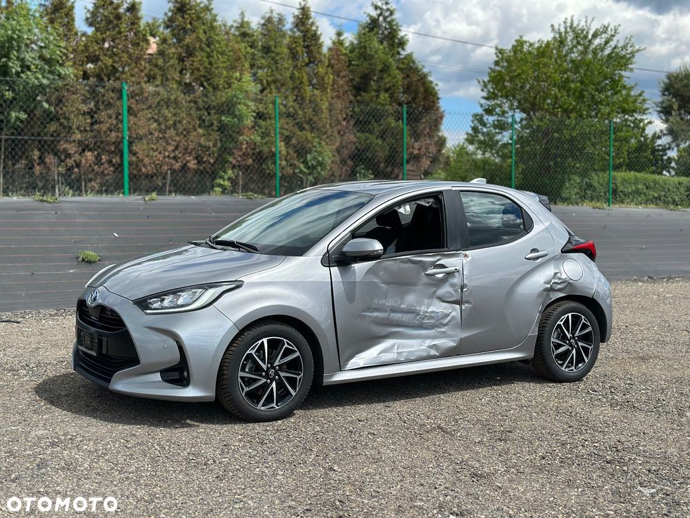 Toyota Yaris - 11