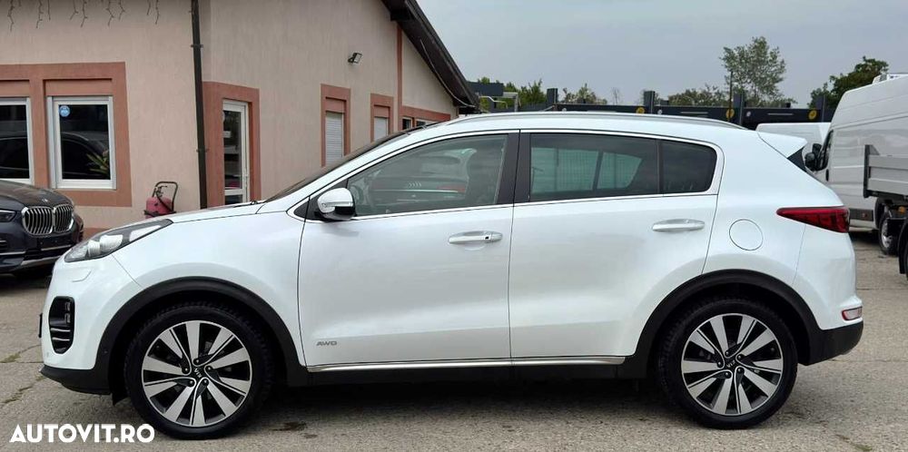 Kia Sportage 2,0 CRDI AWD Aut. GT Line - 4