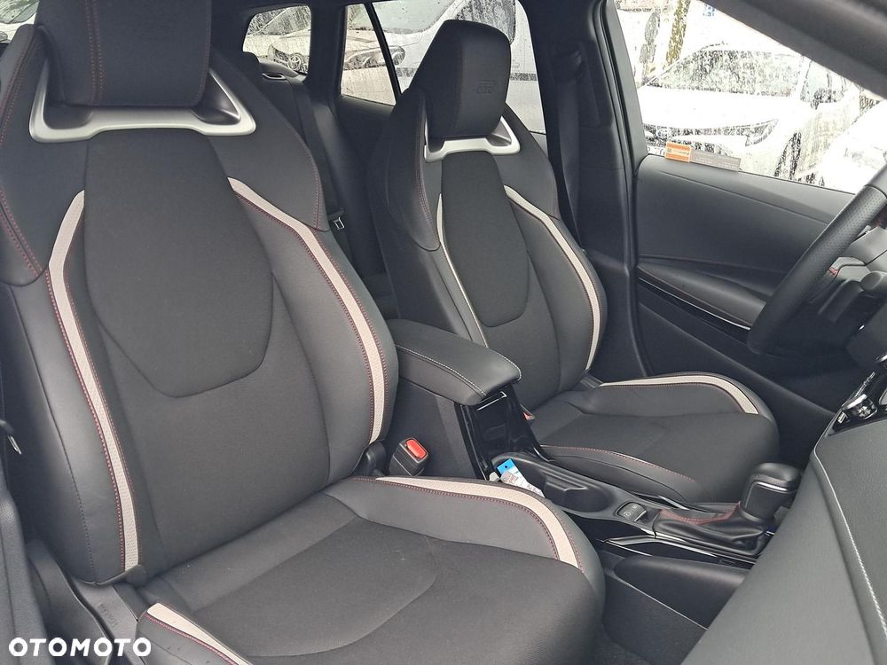Toyota Corolla 2.0 Hybrid GR Sport - 19