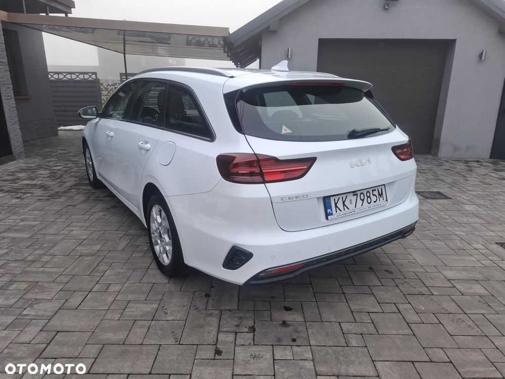 Kia Ceed 1.5 T-GDI DCT7 (48V M-H) Ultimate Edition - 3