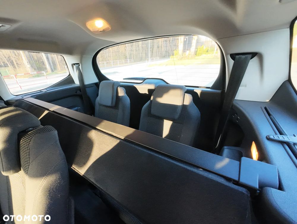Peugeot 5008 1.6 BlueHDi Active 7os - 13