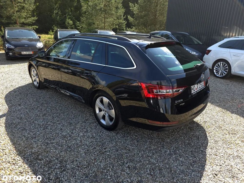 Skoda Superb 2.0 TDI Style DSG - 4