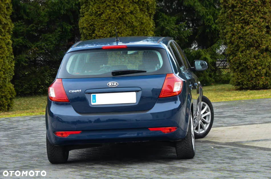 Kia Ceed Cee'd 1.6 Comfort - 22