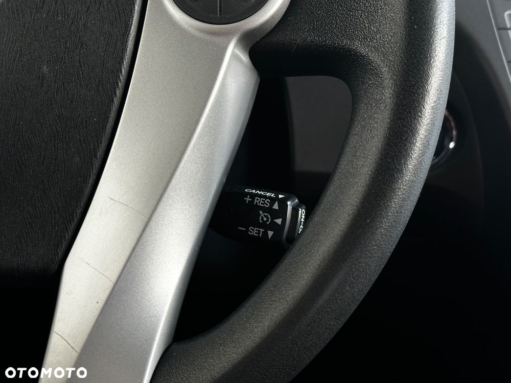Toyota Prius - 24