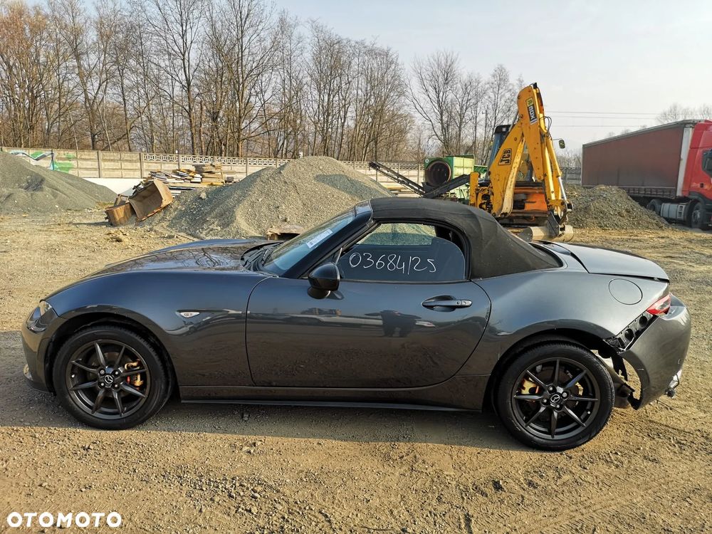 Mazda MX-5 RF SKYACTIV-G 131 Sports-Line - 16