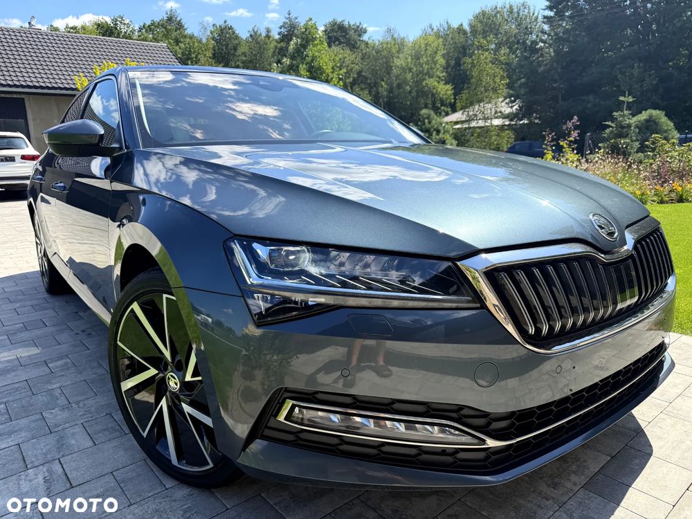 Skoda Superb 2.0 TDI SCR 4x4 Sportline DSG - 20