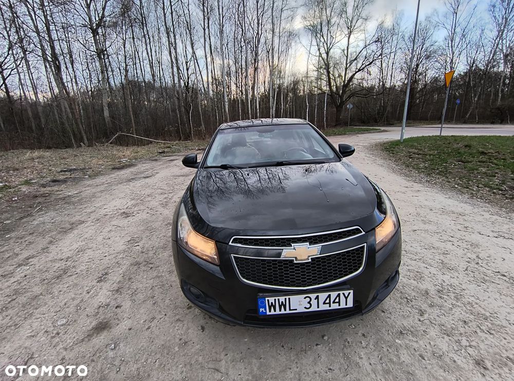 Chevrolet Cruze 1.8 LS - 3