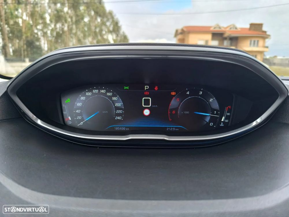 Peugeot 3008 BlueHDi 120 Stop & Start EAT6 Allure - 47