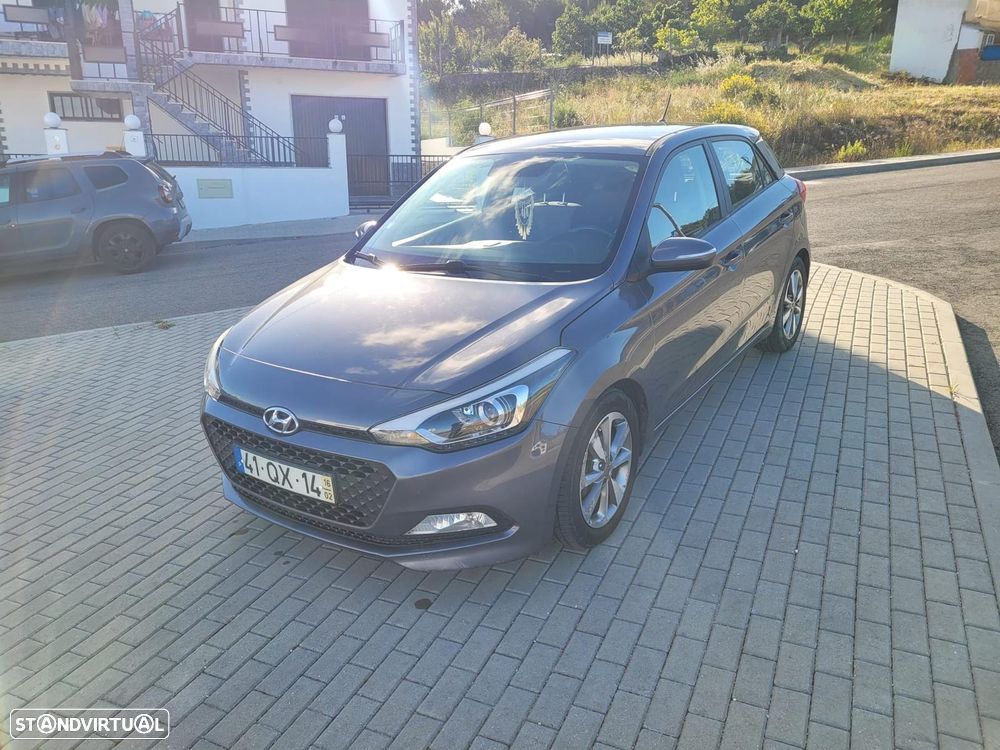Hyundai i20 1.2 Comfort - 13