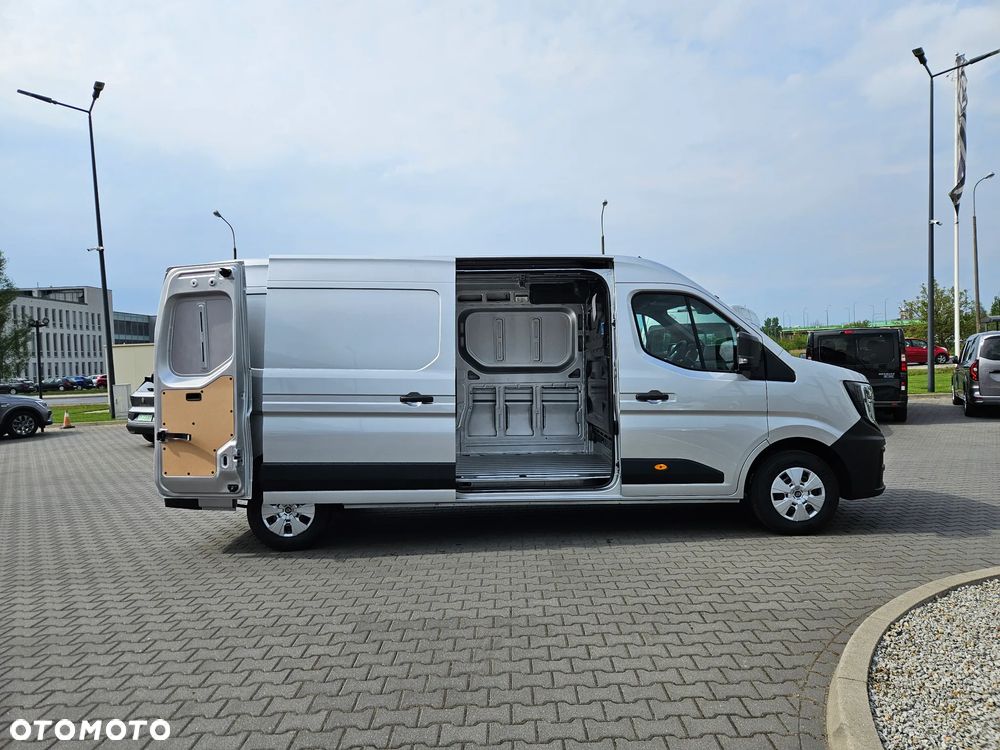 Renault Master Furgon L3H2 2.0dCi 150 KM - 7