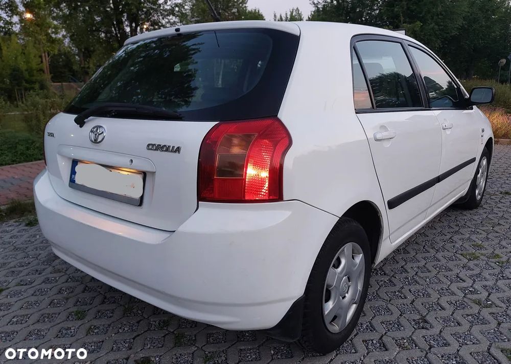 Toyota Corolla 1.4 VVT-i Base - 3