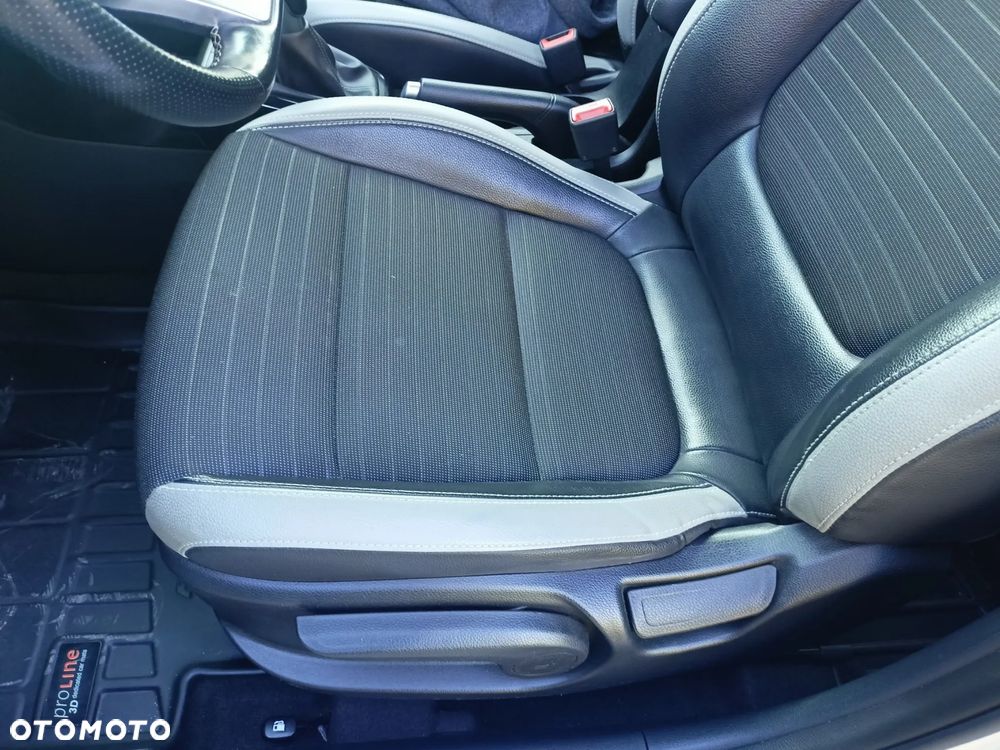 Kia Stonic 1.4 L - 18