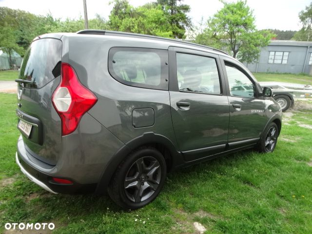 Dacia Lodgy TCe 115 Stepway - 5