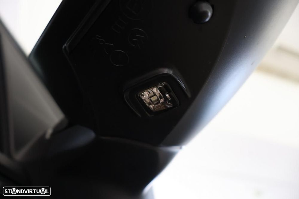 Peugeot 2008 1.2 Hybrid Allure e-DCS6 - 18