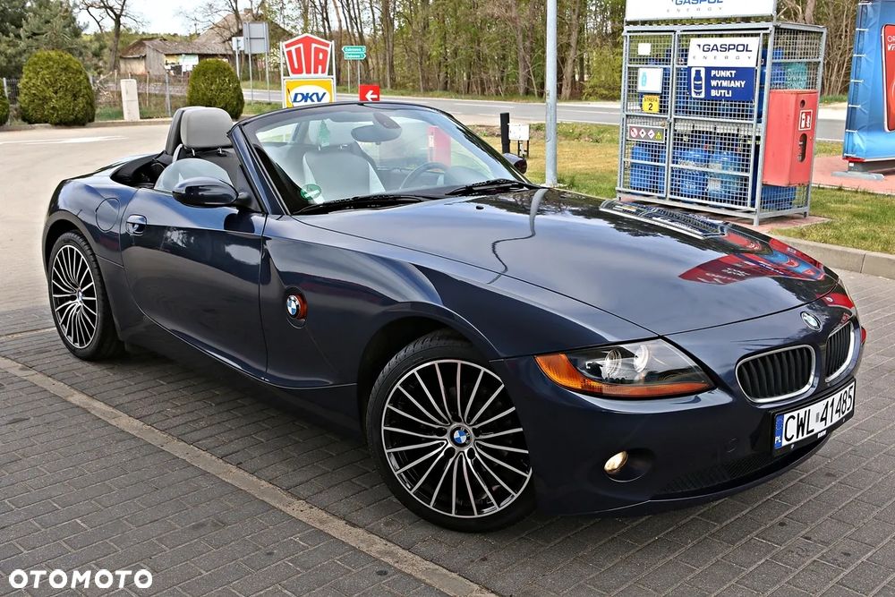 BMW Z4 2.2i - 16