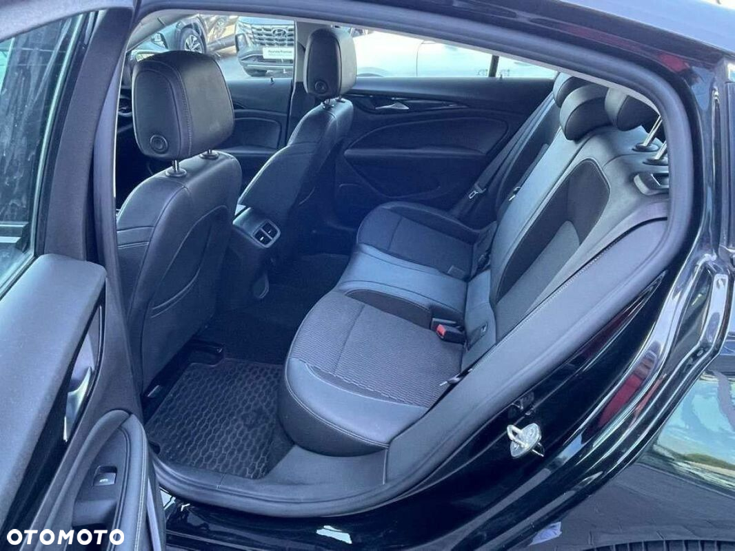 Opel Insignia 1.5 T Elite S&S - 15