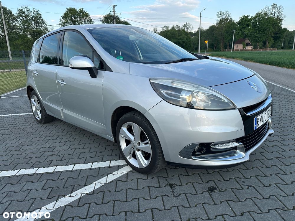 Renault Scenic 1.6 16V 110 Dynamique - 2
