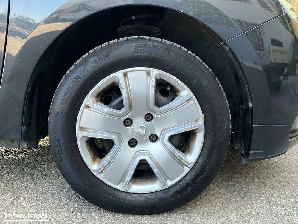 Dacia Sandero 1.0 SCe Pack — fotografia 10