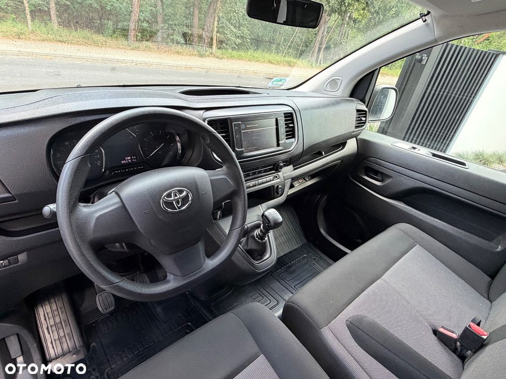 Toyota Proace Verso - 11