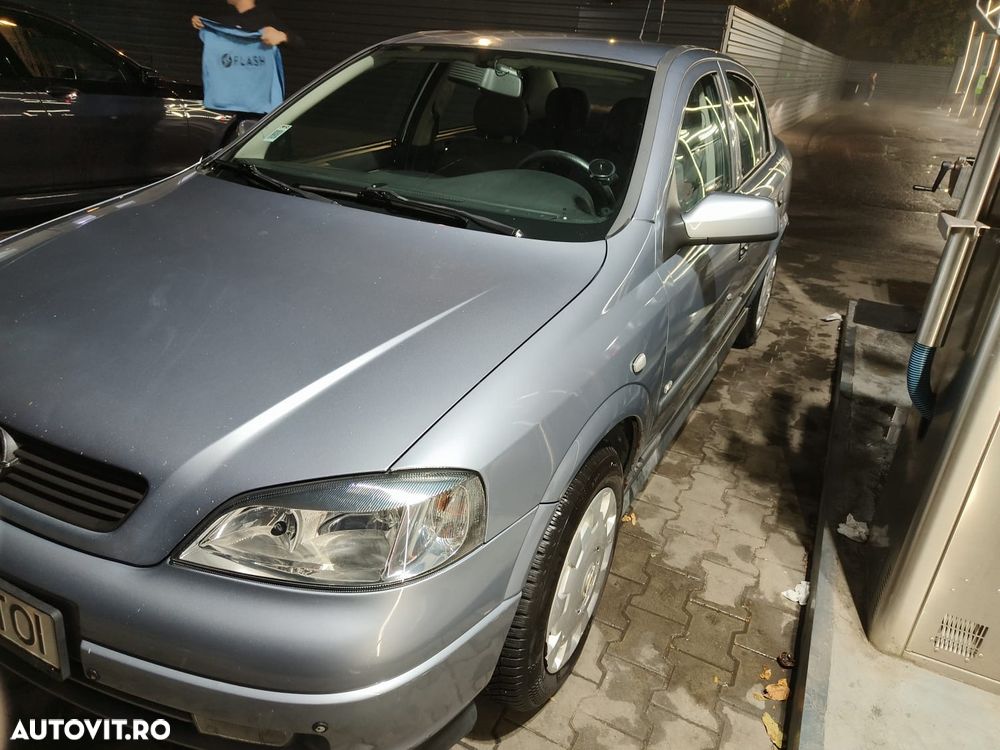 Opel Astra - 11