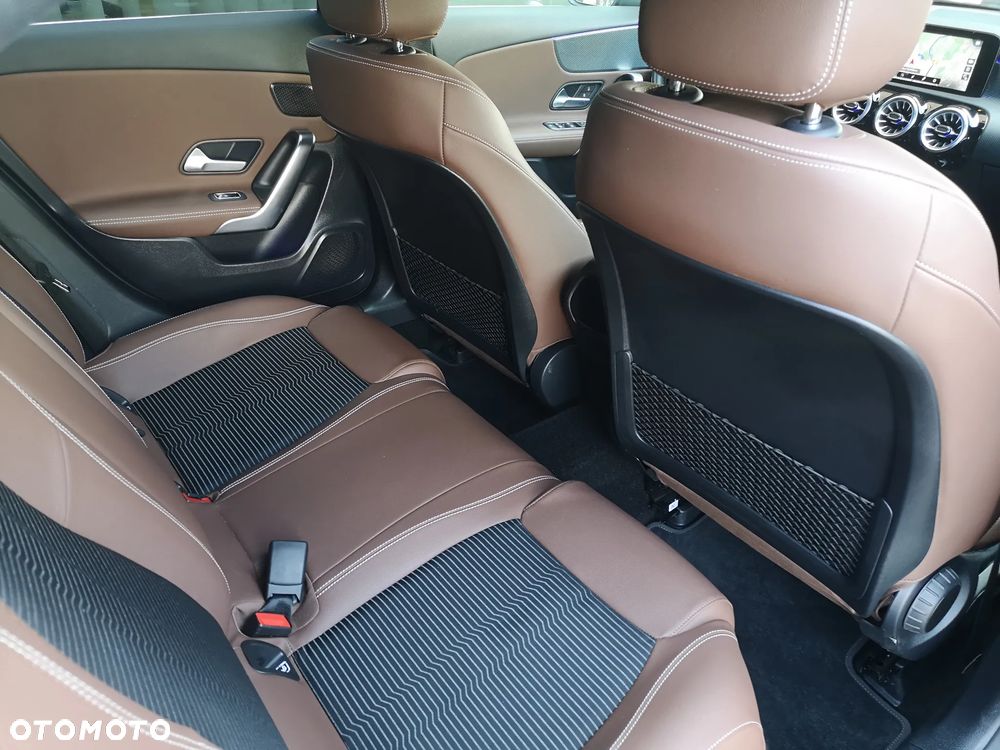 Mercedes-Benz Klasa A 250 e PHEV Progressive 8G-DCT - 22