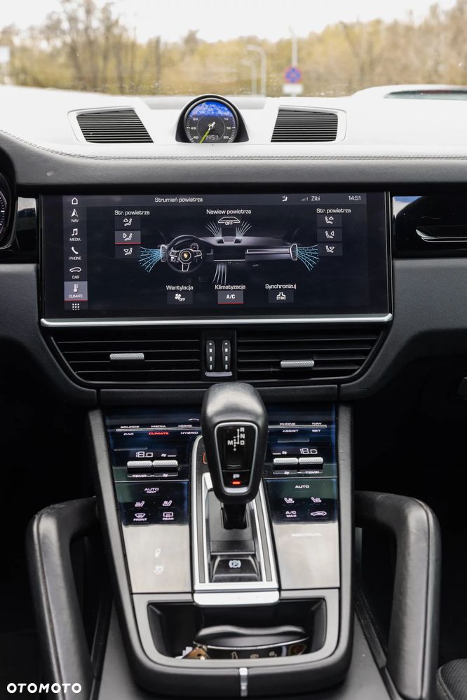 Porsche Cayenne E-Hybrid Tiptronic S Platinum Edition - 29