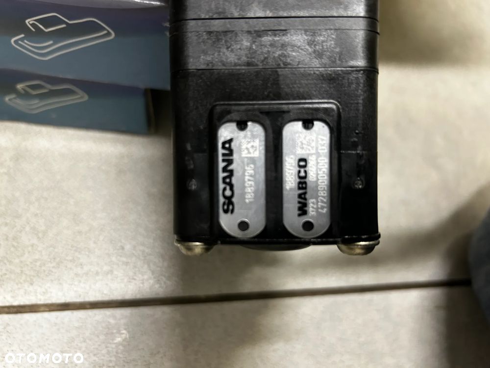 Zawór Elekromagnetyczny V54 1889796 - 4