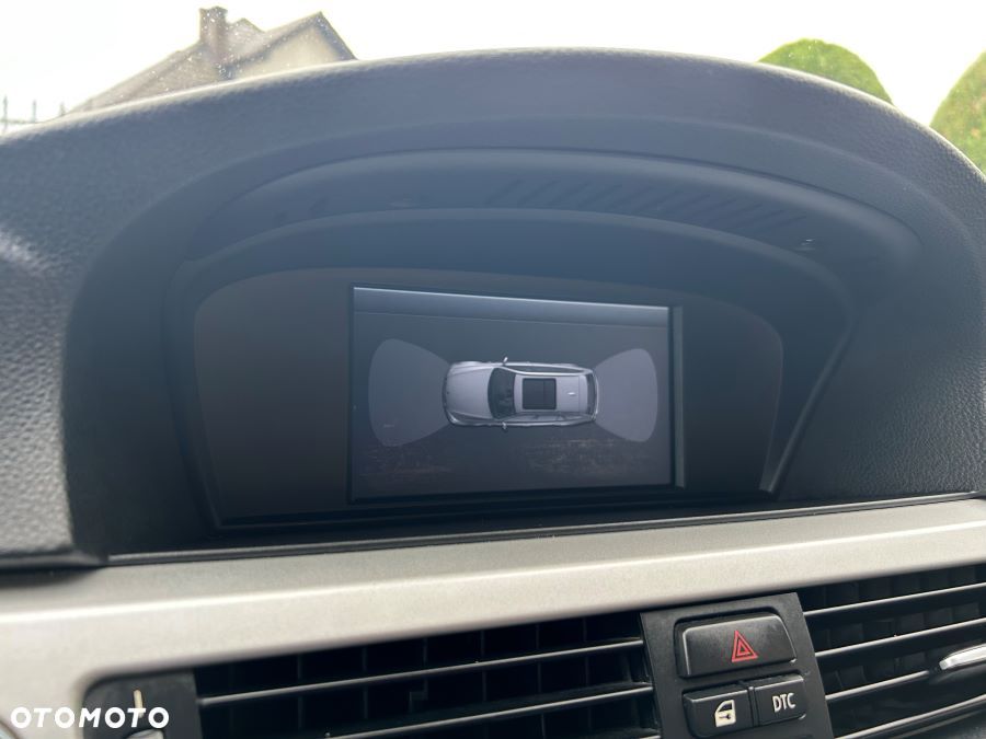 BMW Seria 3 320d DPF - 23