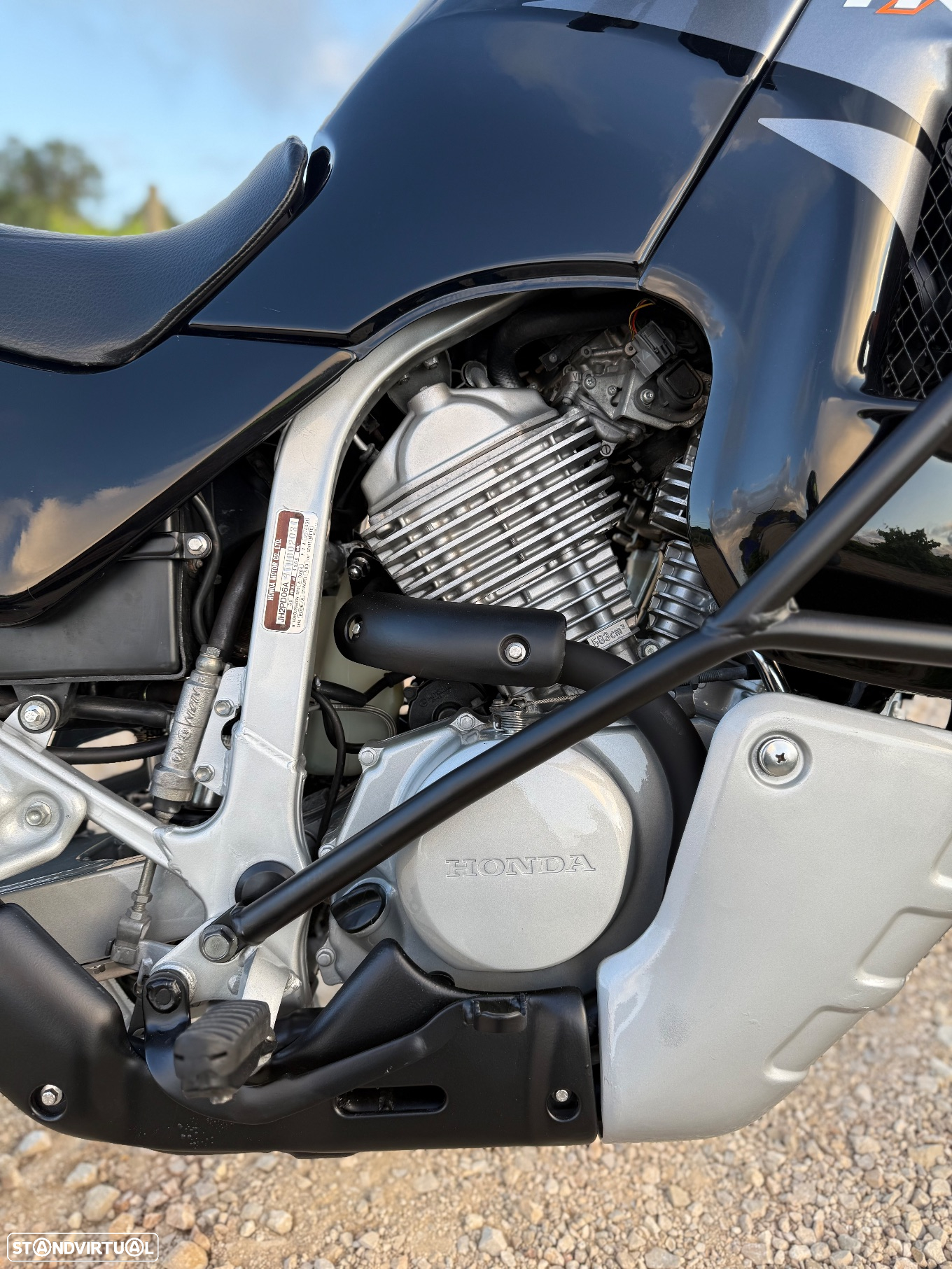 Honda Transalp 600 v Rally Touring - 11