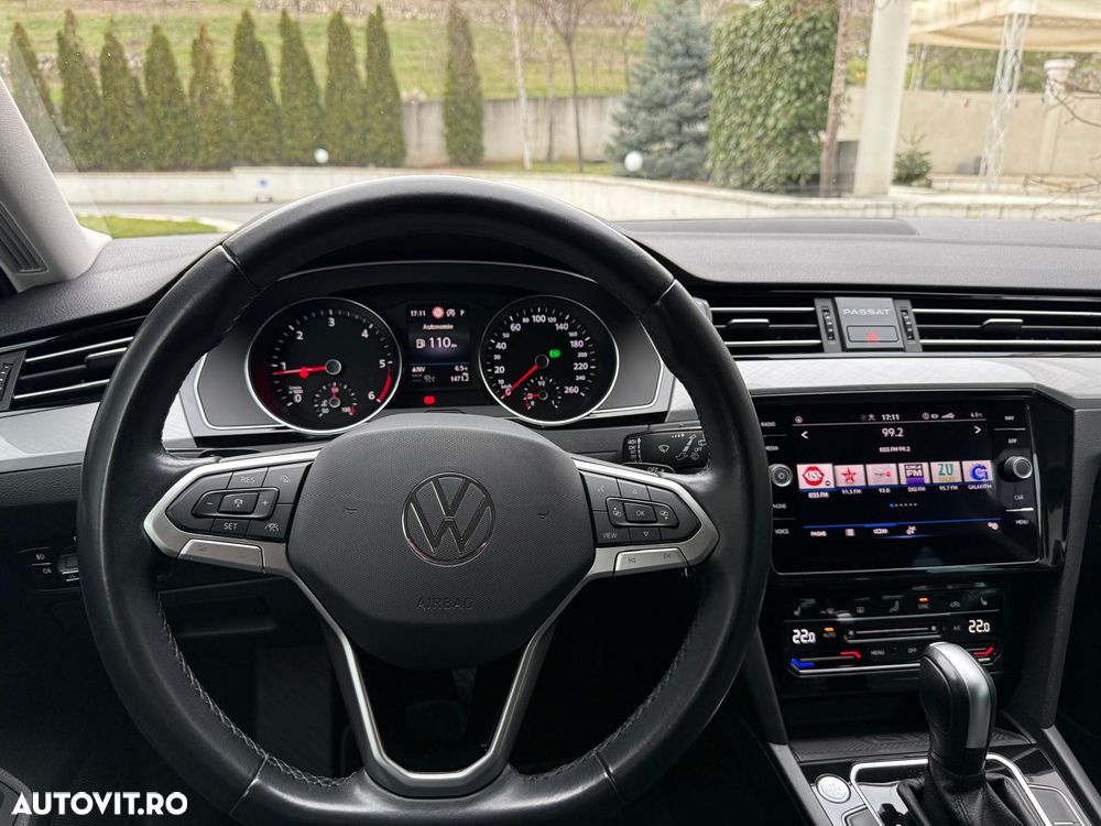 Volkswagen Passat - 11