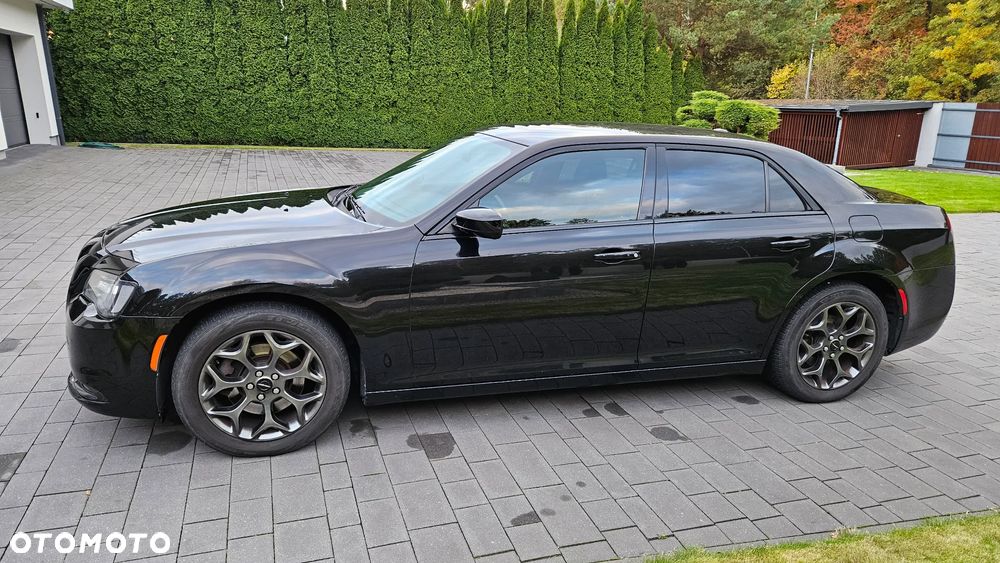 Chrysler 300s - 3