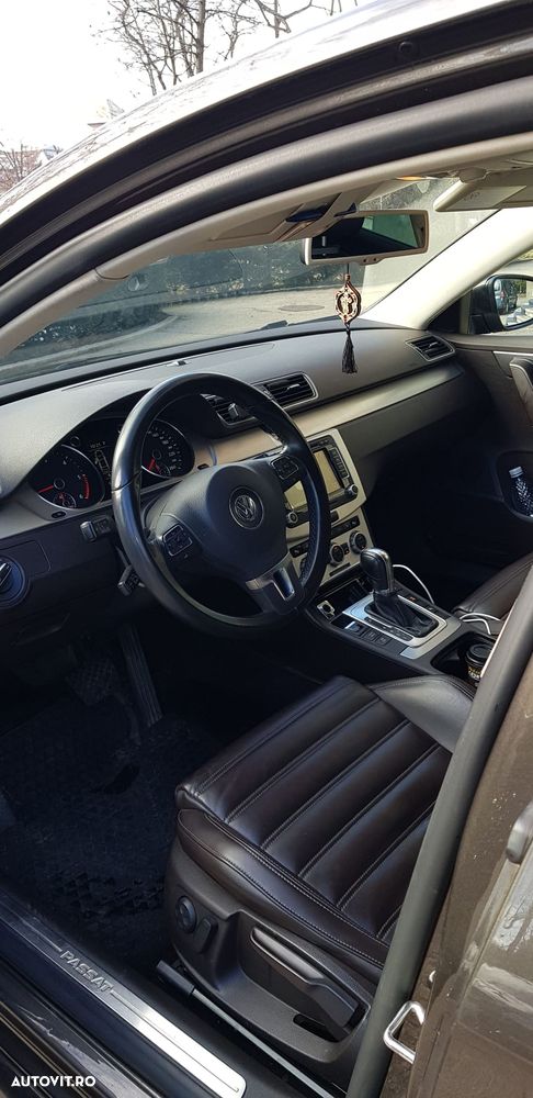 Volkswagen Passat 2.0 TDI DSG BlueMotion Technology Highline - 3