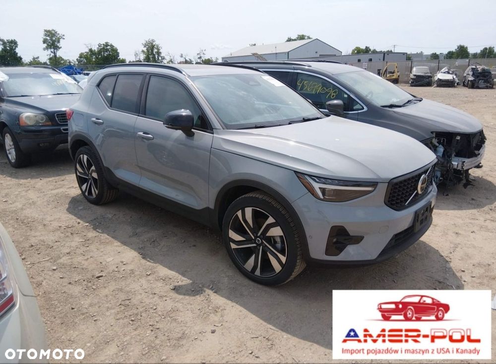 Volvo XC 40 - 1
