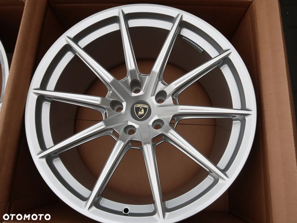 Nowe Fegi Aluminiowe Lamborghini Urus  21'' Sillver - 5