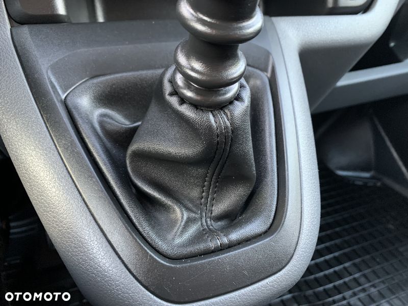 Peugeot Expert Long 2,9t Premium (bryg.) - 39