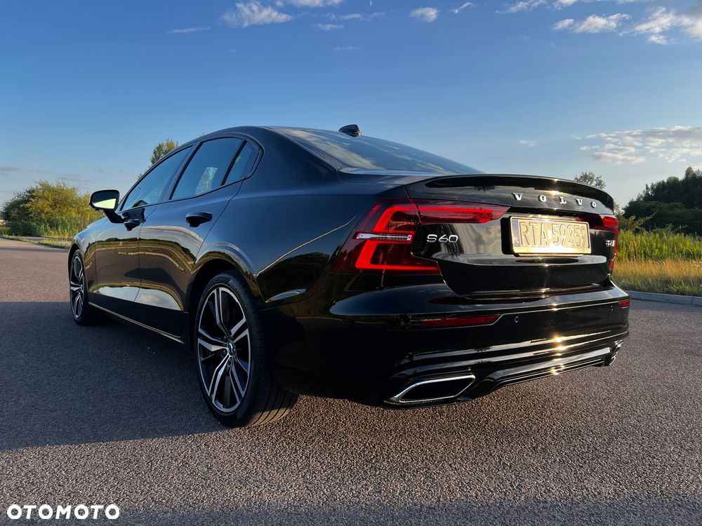 Volvo S60 T6 AWD R-Design - 6