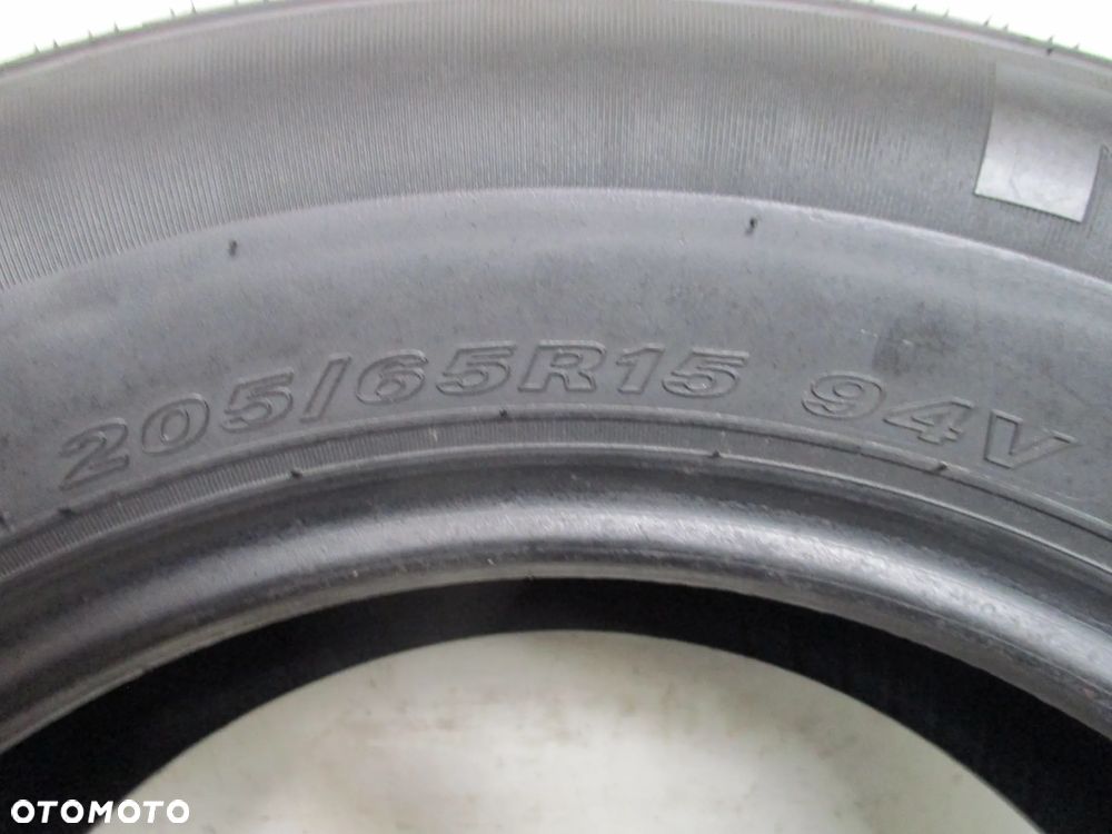 OPONY 205 65 15 94V NEXEN - LATO - 4