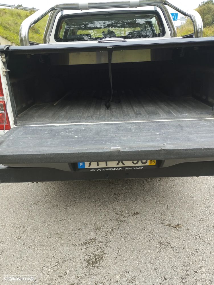 Toyota Hilux 2.5 D-4D 4WD CD AC+PM - 11