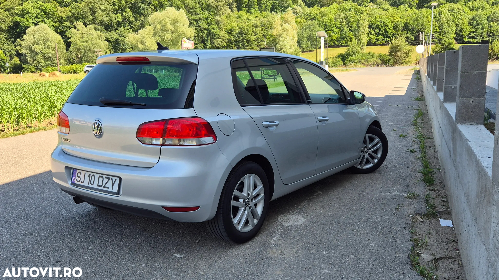 Volkswagen Golf 1.6 TDI DPF BlueMotion Technology Style - 12