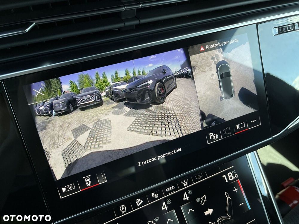 Audi Q8 - 30
