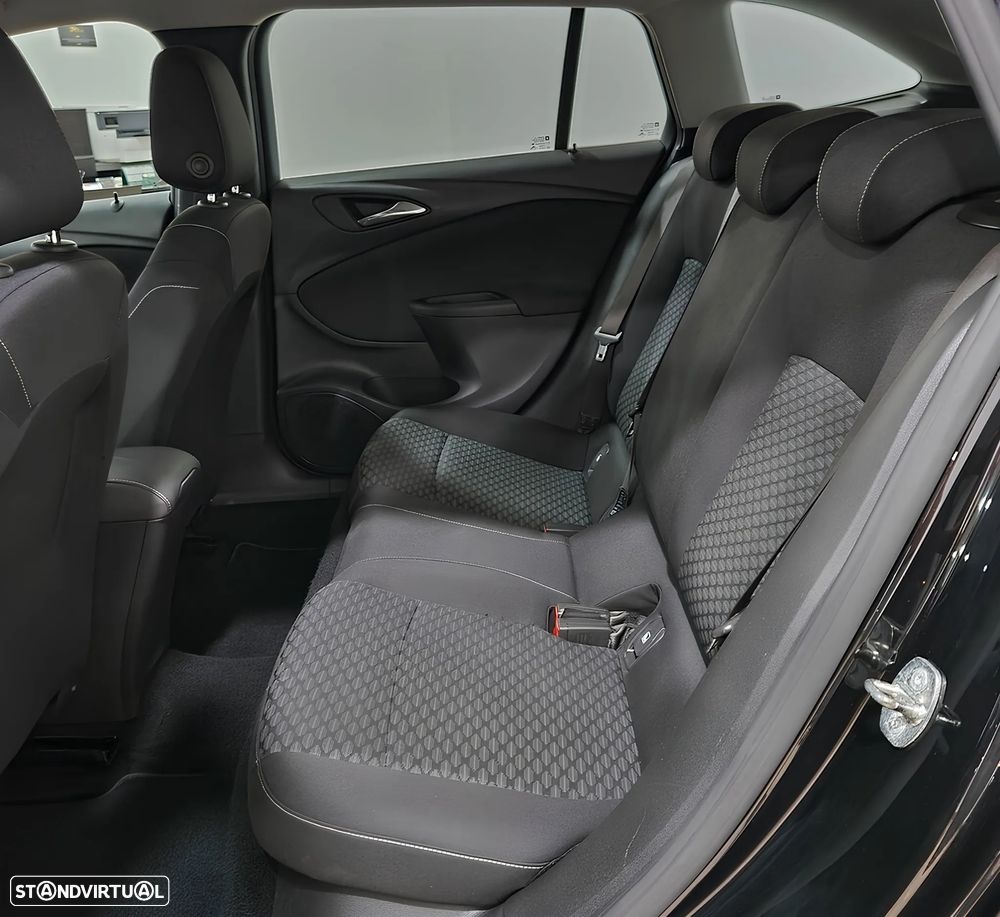 Opel Astra Sports Tourer 1.6 CDTI Business Edition S/S - 24