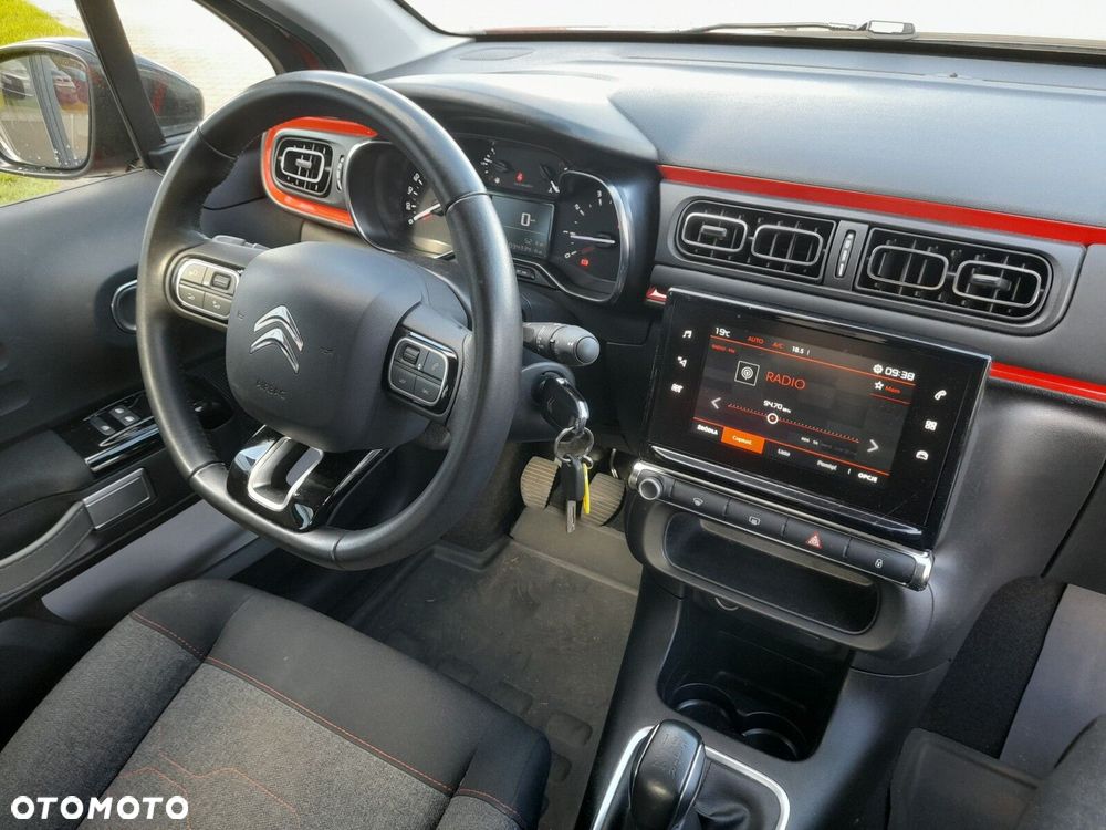 Citroën C3 1.2 PureTech Shine - 23