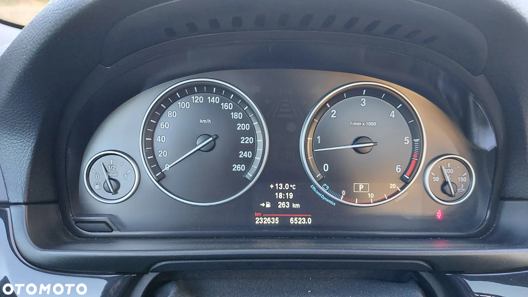 BMW Seria 5 530d Touring - 12