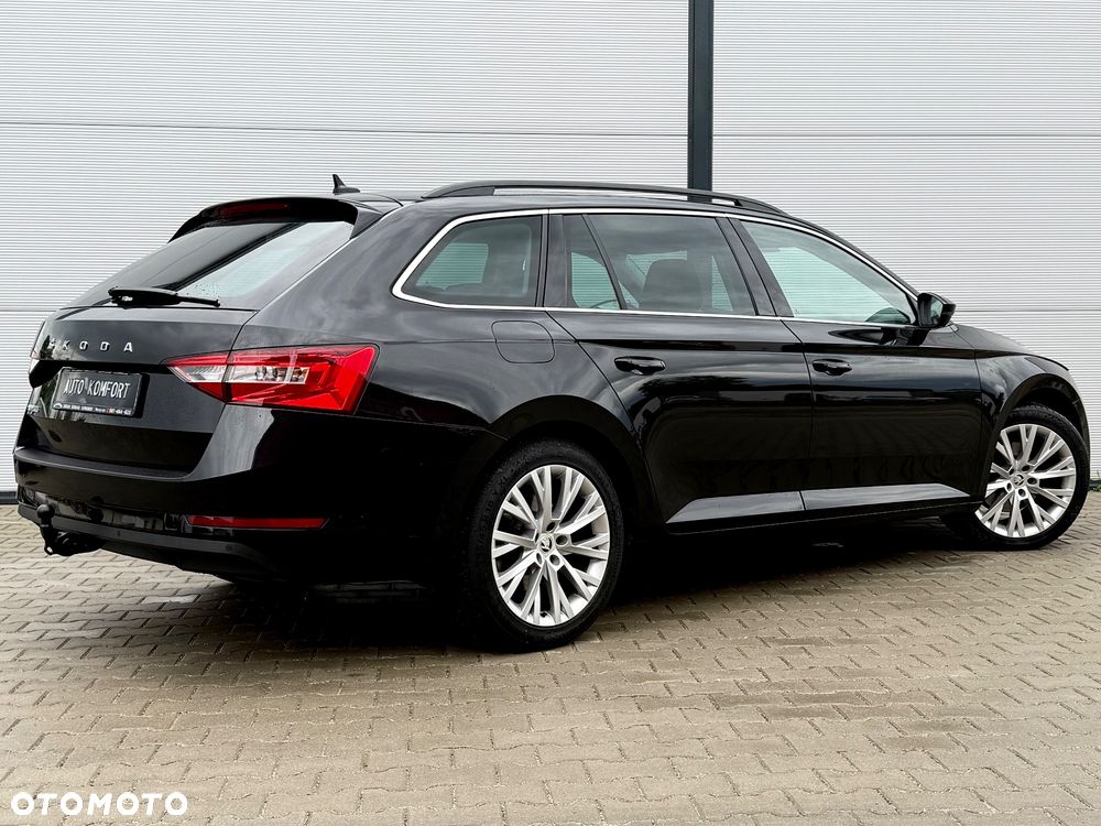 Skoda Superb 2.0 TDI DSG Premium Edition - 14