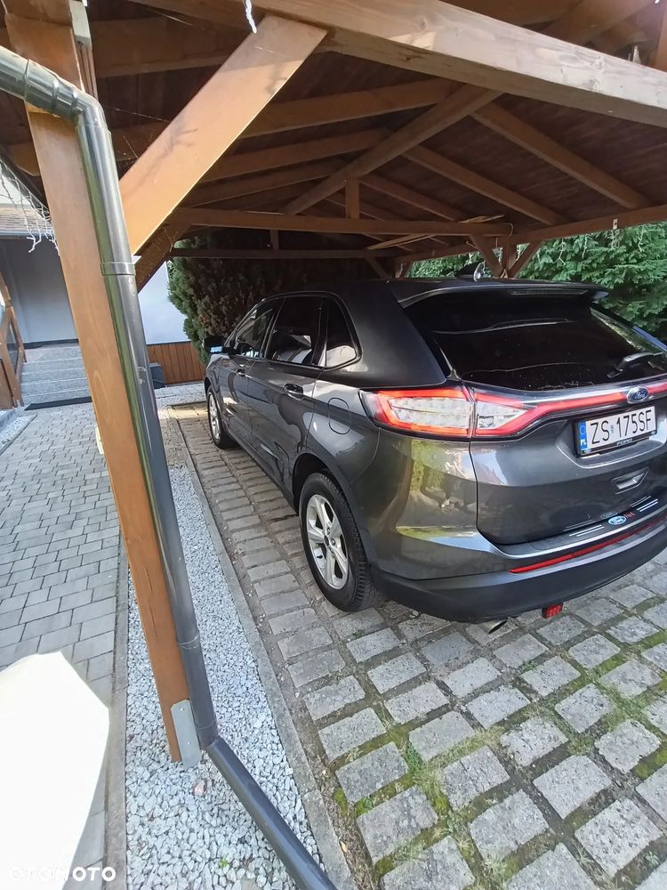 Ford Edge - 8
